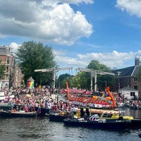 Photo taken at Prinsengracht by Jane v. on 8/6/2022