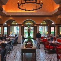 8/11/2017 tarihinde Justin Eatsziyaretçi tarafından Prado Restaurant'de çekilen fotoğraf