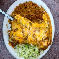 Foto tomada en Tee Pee Mexican Food  por Justin Eats el 10/22/2018