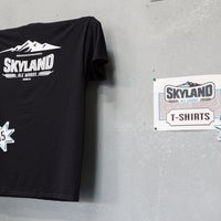 รูปภาพถ่ายที่ Skyland Ale Works โดย Skyland Ale Works เมื่อ 3/26/2018