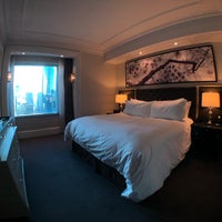 Das Foto wurde bei The Adelaide Hotel Toronto von Spencer am 3/26/2018 aufgenommen