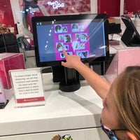 Photo taken at American Girl Place by A R. on 8/15/2021