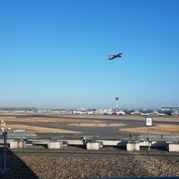 Photo taken at View Heathrow - the Observation Deck by Daniel ダニエル on 9/18/2019