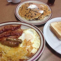Photo taken at Denny&amp;#39;s by Claudia D. on 4/4/2013