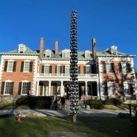 Photo taken at Nassau County Museum of Art by Melissa on 12/10/2020