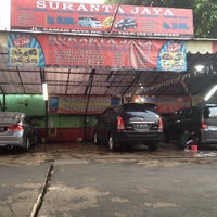 Photo taken at Suranta Jaya (24 hours Car Wash) by Rizal E. on 7/22/2013