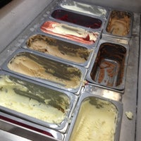 Das Foto wurde bei High Road Craft Ice Cream At The Sweet Auburn Market von Kurt R. am 10/6/2012 aufgenommen
