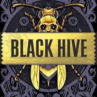 รูปภาพถ่ายที่ Black Hive Tattoo โดย Black Hive Tattoo เมื่อ 2/26/2018