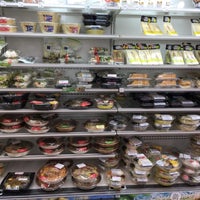 ローソン 御茶ノ水店 湯島 2個のtips