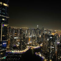 Foto diambil di Dubai Marriott Harbour Hotel &amp;amp; Suites oleh T pada 11/28/2023