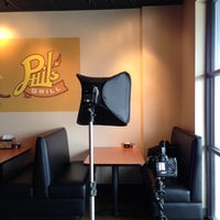 Foto tirada no(a) Phil&amp;#39;s Grill por Black and G. em 11/26/2012