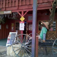 3/3/2013에 Arvydas M.님이 Cave Creek Smokehouse &amp;amp; Pour House Patio에서 찍은 사진