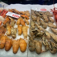 Photo taken at Peter&amp;#39;s Fish Market by Vindy F. on 9/4/2023