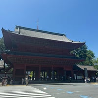 Photo taken at Sangedatsumon Gate by Vindy F. on 5/18/2024