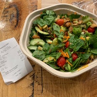 Photo taken at sweetgreen by Vindy F. on 9/27/2019
