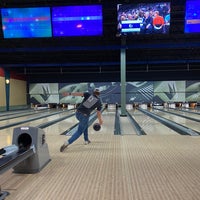 Photo taken at Mel&amp;#39;s Lone Star Lanes by Shannon O. on 1/15/2022