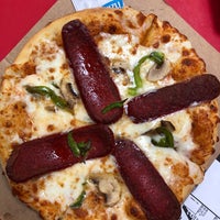 Photo taken at Domino&amp;#39;s Pizza by Sergen T. on 9/27/2018