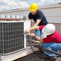 Foto tomada en M. B. Kiser Heating &amp;amp; Air Conditioning Co. Inc.  por M. B. Kiser Heating &amp;amp; Air Conditioning Co. Inc. el 8/1/2013
