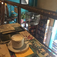 7/12/2018 tarihinde Alma S.ziyaretçi tarafından La Cité Libreriacafè'de çekilen fotoğraf