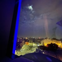 Foto diambil di Sheraton Bucharest Hotel oleh Ali A. pada 2/17/2022