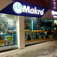 Photo taken at Makro Bilgi İşlem by Funda Ç. on 1/26/2016