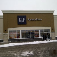 gap outlet warden and eglinton
