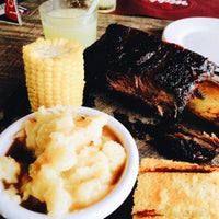 8/22/2015 tarihinde Jean S.ziyaretçi tarafından Wabba Texas BBQ'de çekilen fotoğraf
