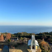 Photo taken at Hilton Odawara Resort &amp;amp; Spa by Tomohisa O. on 12/10/2023
