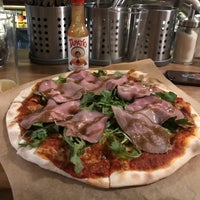 Photo taken at Camorra Pizza e Birra by Arthur C. on 11/10/2018