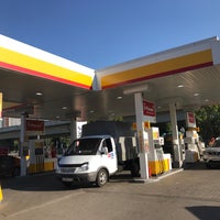 Photo taken at Shell by Arthur C. on 8/2/2018