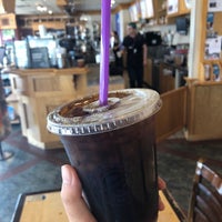 Photo taken at The Coffee Bean &amp;amp; Tea Leaf by Jacquelin H. on 8/10/2018
