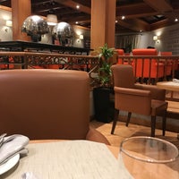 7/10/2018 tarihinde Vkd G.ziyaretçi tarafından Seasons Restaurant'de çekilen fotoğraf
