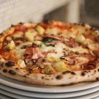 Foto scattata a Sottocasa Pizzeria da Sottocasa Pizzeria il 2/3/2016