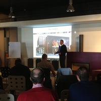 Photo prise au Stûv sa par Serge A. le4/26/2013