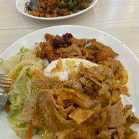 Photo taken at Chang Cheng Mee Wah 長城美華 by KB C. on 11/24/2023