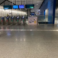 Photo taken at Expo MRT Interchange (CG1/DT35) by KB C. on 8/11/2023