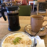 Foto diambil di Meydani Cafe &amp;amp; Pastane oleh Hale S. pada 8/9/2022