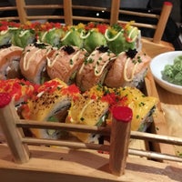 10/28/2017 tarihinde Shao M.ziyaretçi tarafından Sushi Life'de çekilen fotoğraf