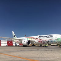 Photo taken at Hangar Aeromexico Plataforma Oriente by Angie R. on 11/16/2017