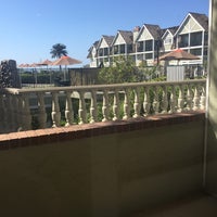 Das Foto wurde bei Carlsbad Inn Beach Resort von Nikki am 10/12/2017 aufgenommen