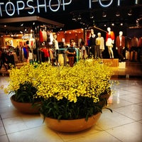 Photo taken at Topshop Topman by Mauricio D. on 5/16/2013