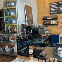 Photo taken at Drupa Coffee Roasters by M J on 9/22/2023
