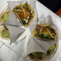 Foto scattata a Los Tacos No. 1 da Barb L. il 4/4/2024