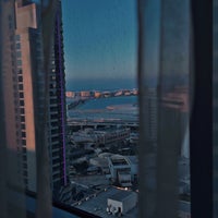 2/8/2024にAbdullah 📸がThe Domain Bahrain | ذا دومينで撮った写真