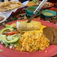 Photo taken at Manuel&amp;#39;s Mexican Restaurant by Angel M. on 8/18/2022