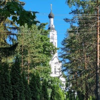 Photo taken at Церковь Казанской иконы Божией Матери by krushik on 7/4/2021