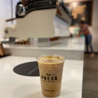 Foto tirada no(a) Press Coffee por Faris ❄️ em 8/17/2021