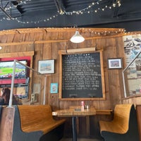 Photo taken at Barnstormer Brewing and Pizzeria by Spatial Media on 3/5/2023