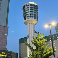 รูปภาพถ่ายที่ Fallsview Tower Hotel โดย Spatial Media เมื่อ 7/5/2023