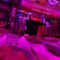 Das Foto wurde bei Şehrazat Night Club von 👑 ŞAHİN BEY 👑 am 12/4/2021 aufgenommen
